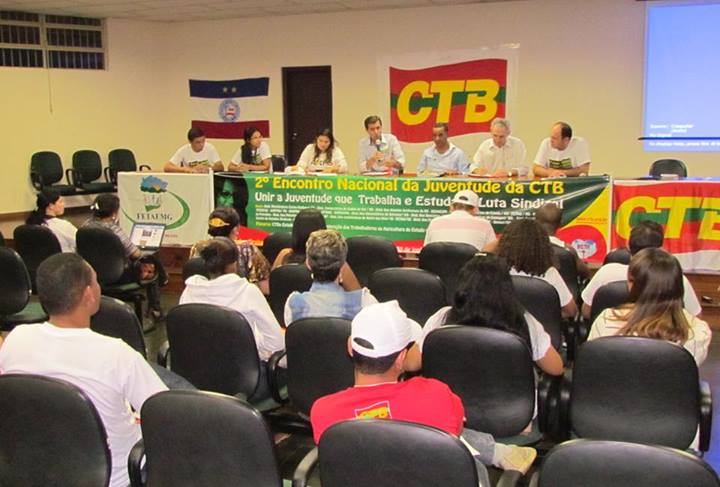 Manifestações dão o tom na abertura do 2º Encontro Nacional da Juventude da CTB