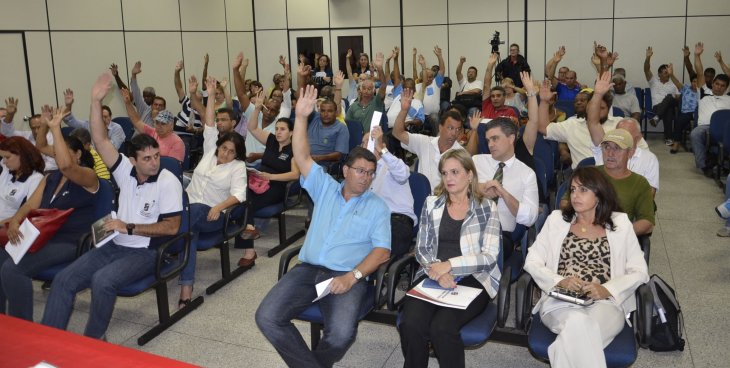 Assembleia de Servidores Municipais pode definir greve