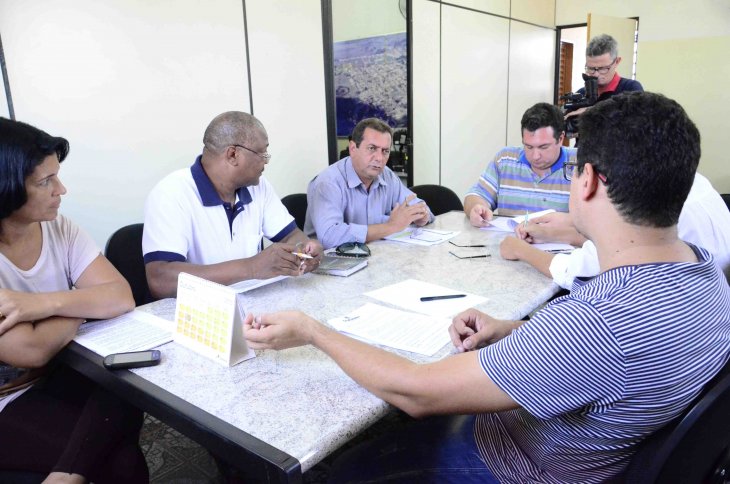 Guatapará: Sindicato discute itens da pauta de 2015 com o governo