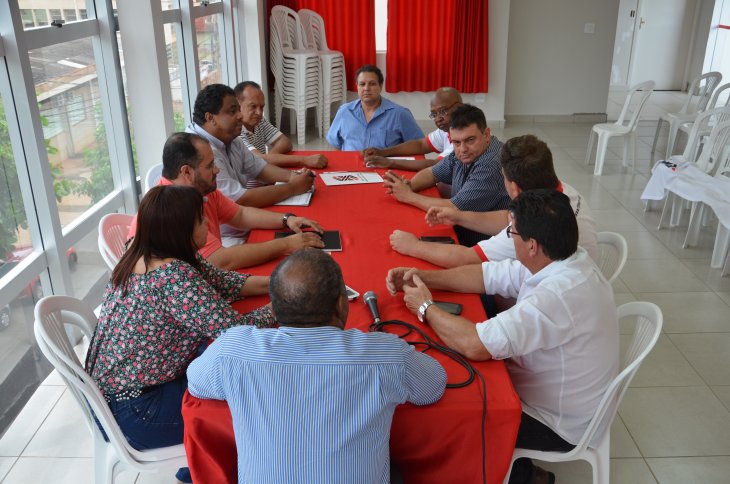 Representantes do sindicato de Araraquara visitam sede do SSMRP