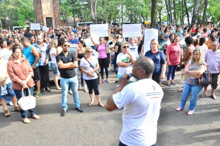 Sindicato recusa proposta de reposição de dias letivos da greve na Educação e assegura uma semana de recesso para os profissionais