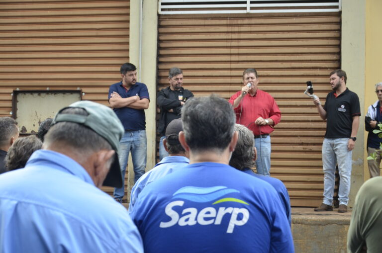 Governo cogita transformar a SAERP em Empresa Pública e direção do Sindicato conversa com trabalhadores